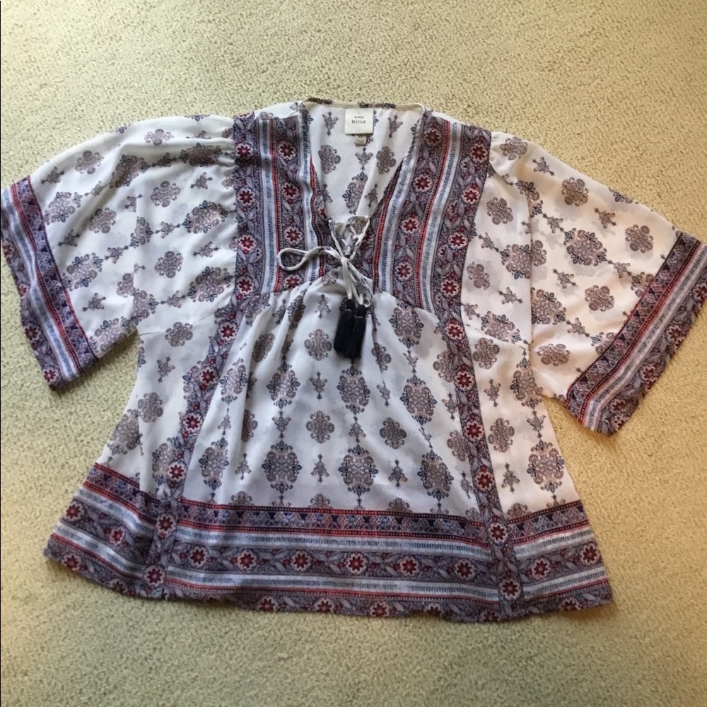 Flowy top by Knox rose